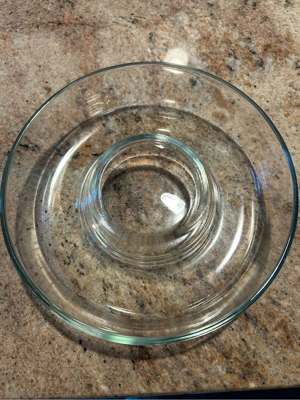 Pyrex France 22 cm 9” Bundt/Jello Mold Glass Baking Ring Aqua Tint  9”wide